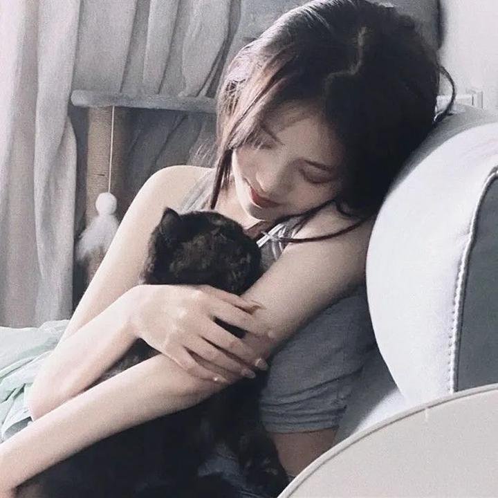 生活艰难所以快乐
